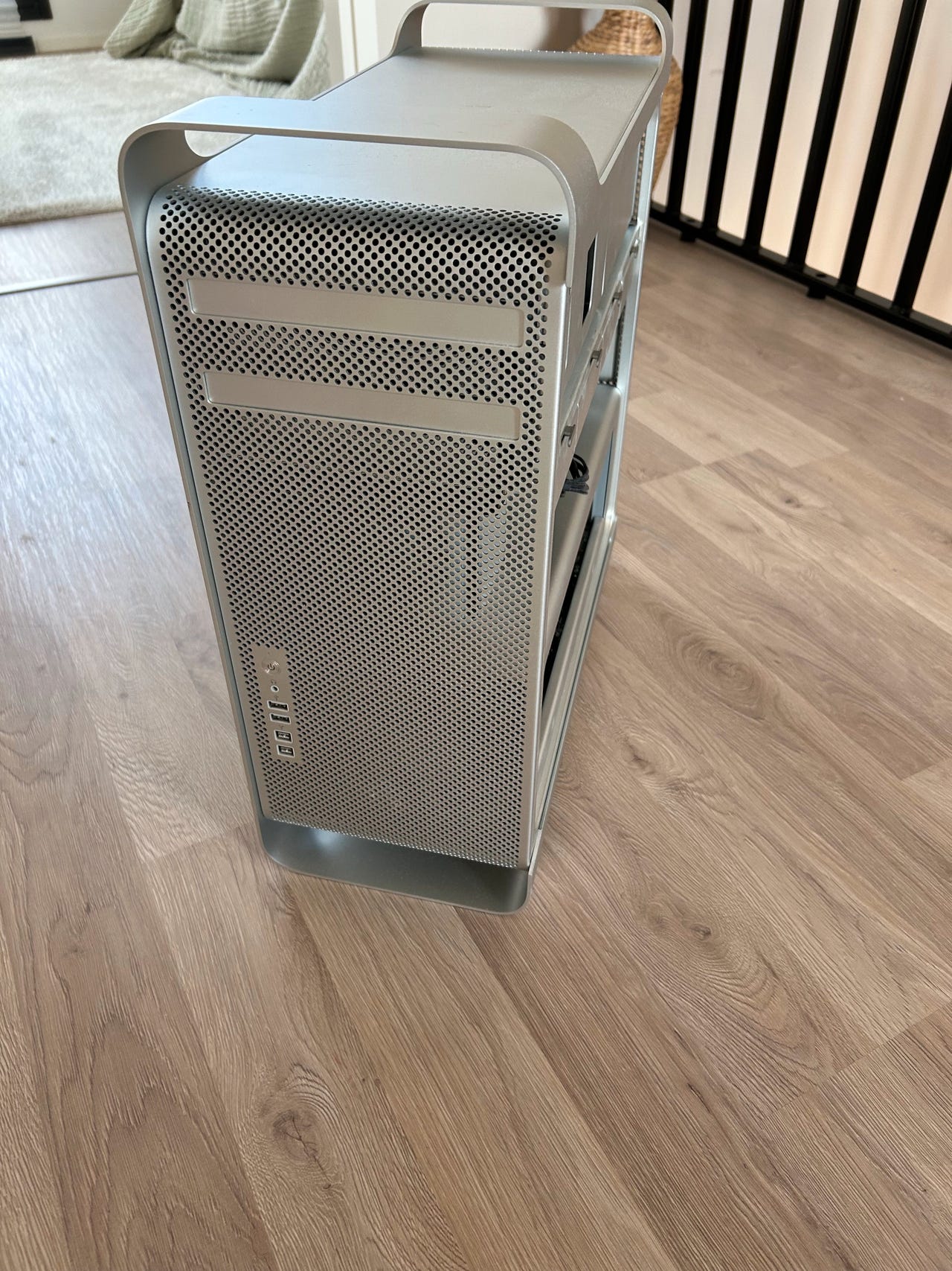Mac Pro 5,1 mid-2012 | Tori