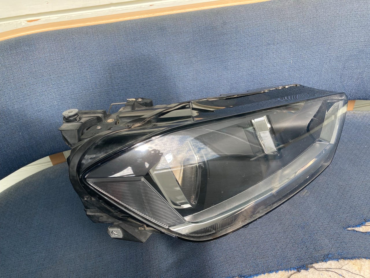 Vw Golf Sportsvan alkuperäinen etuajovalolyhty
