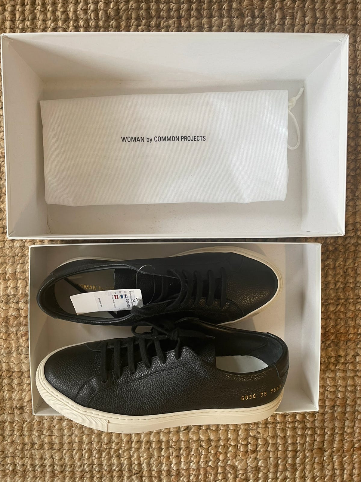 Woman by Common Projects, koko 38 = 39