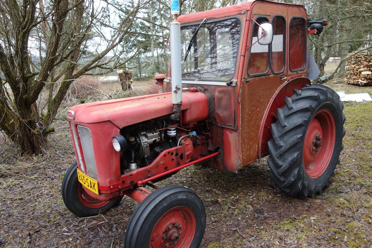 Volvo Buster 320