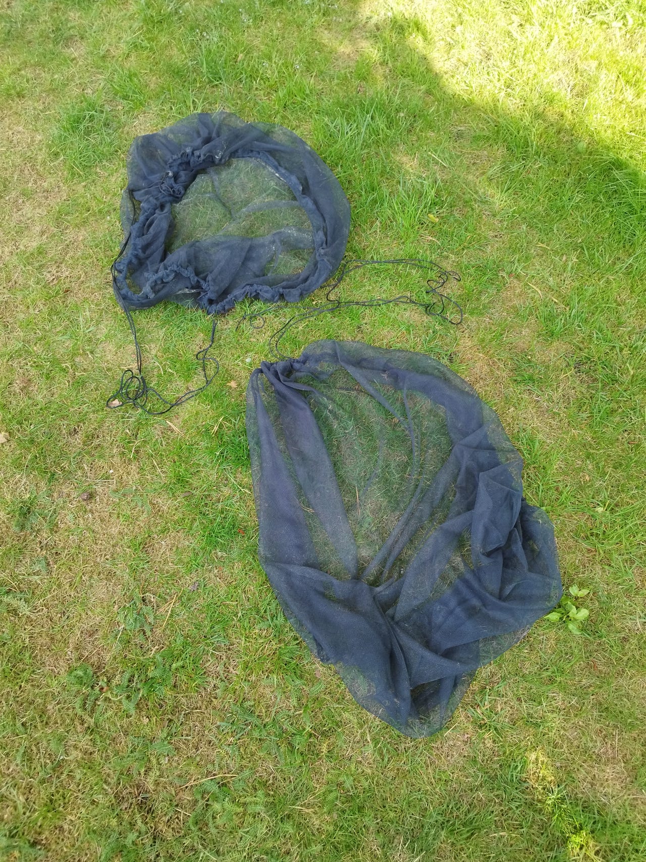 90 cm saavin/tynnyrinsuoja narukiinnityksellä