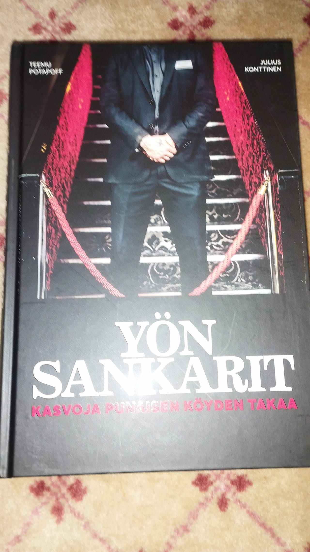 Yön sankarit - Julius Konttinen, Teemu Potapoff