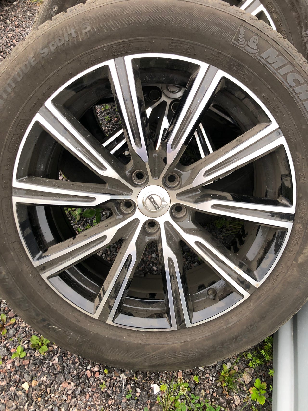 Volvo XC OEM alut 5x108 kesä 235/55-19 erittäin hyvät h.800e
