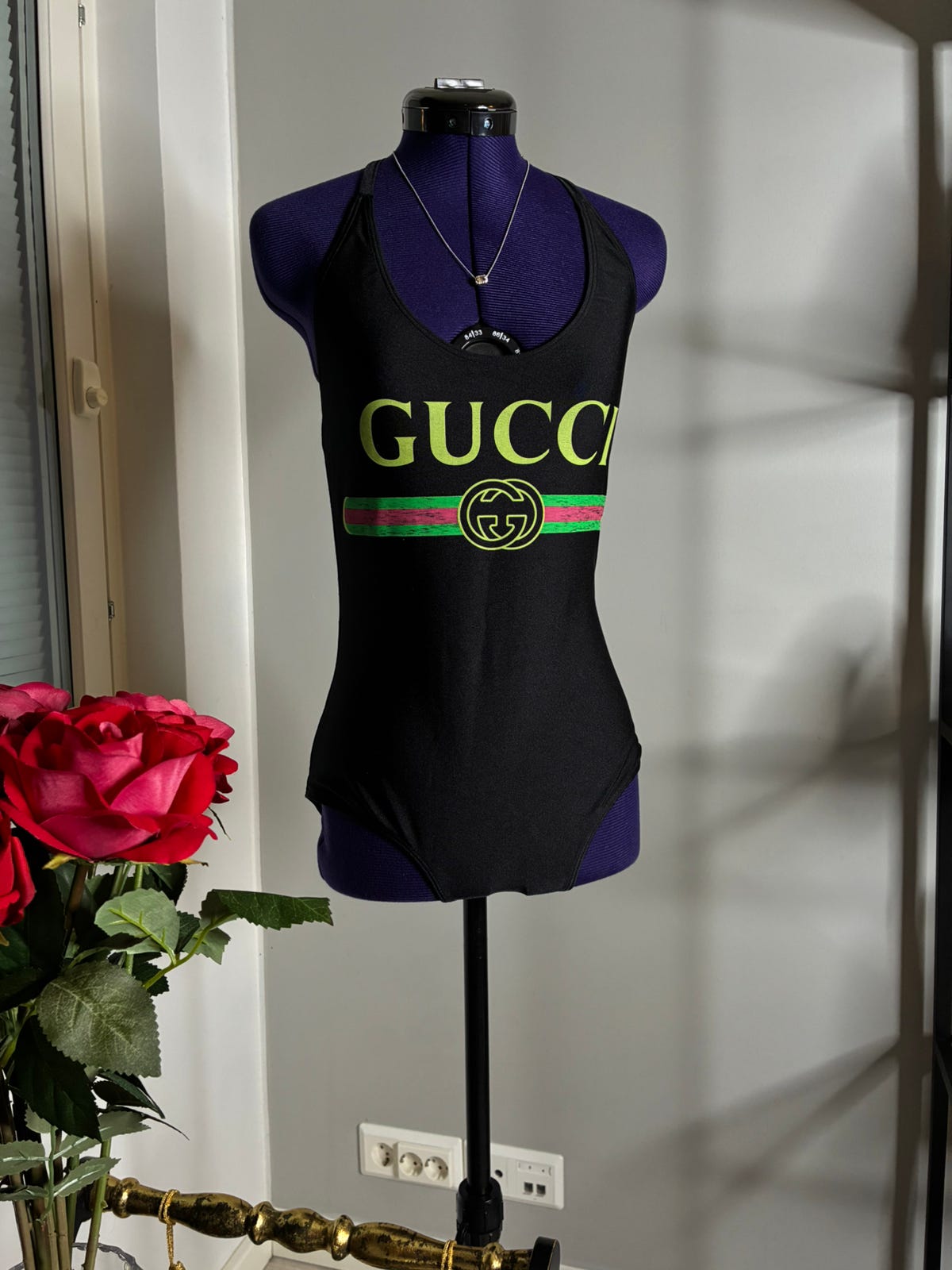 Gucci musta uimapuku koko S
