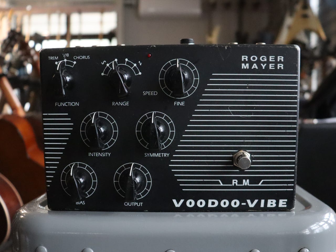 ギター Roger Mayer Voodoo-Vibe アナログ・コーラス／ビブラート Voodoo-Vibe 2024 Roger Mayer
