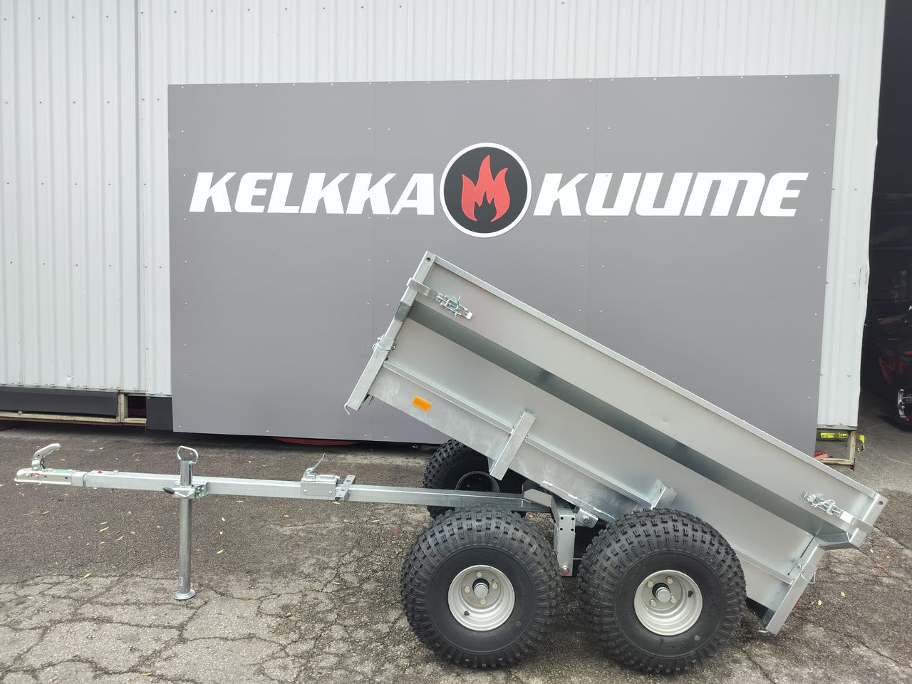 MULTITRAILER-PERÄVAUNU