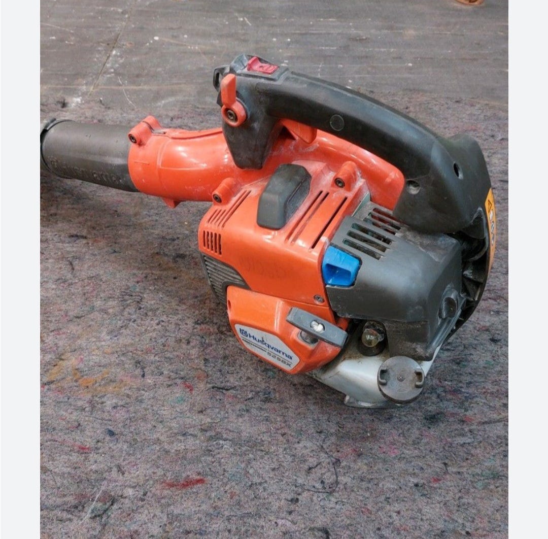 Vuokrataan, lehtipuhallin, polttomoottori lehtipuhallin, husqvarn