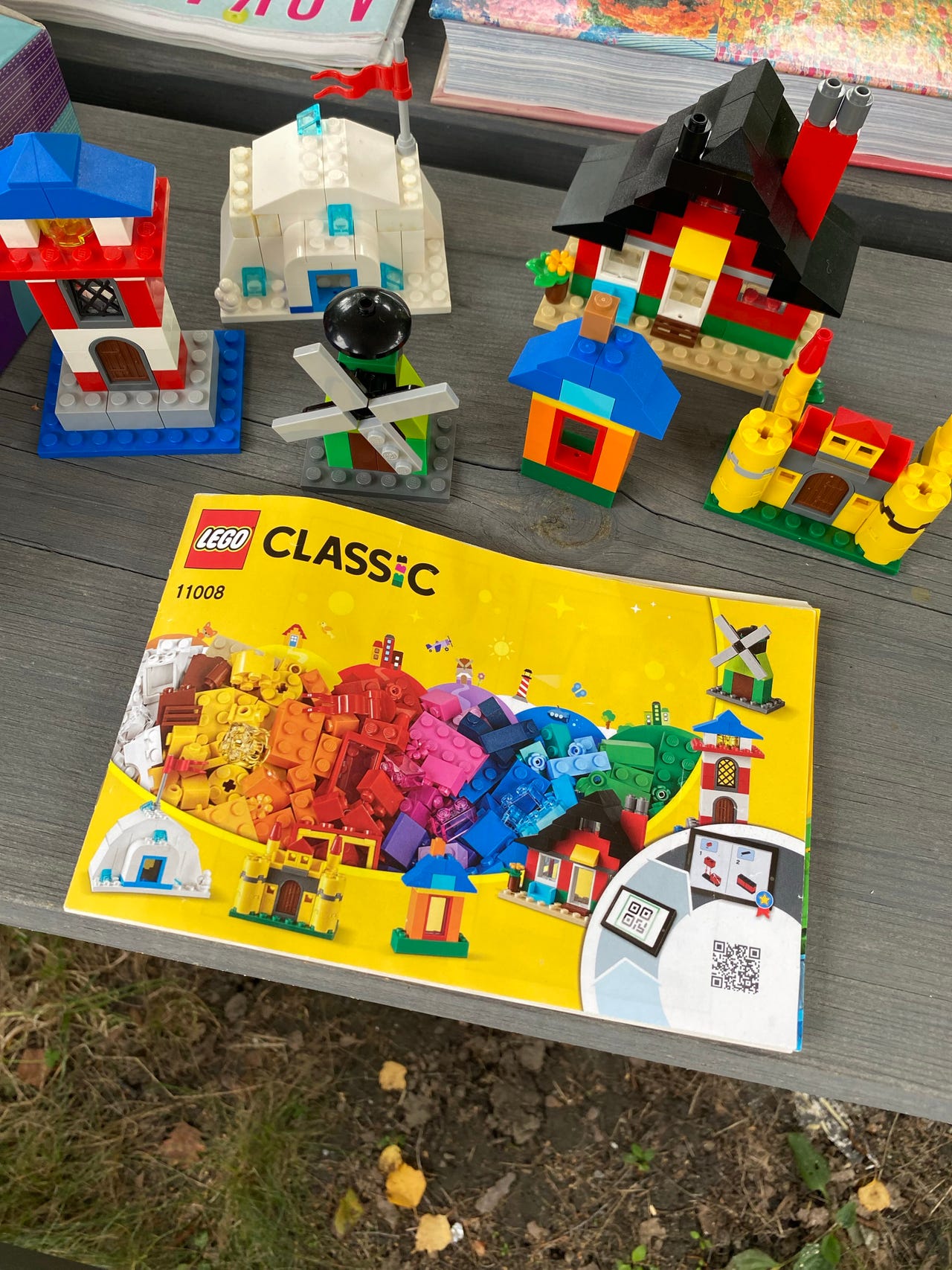 Lego Classic 11008 Ideas LEGO Classic Bricks And Houses #11008