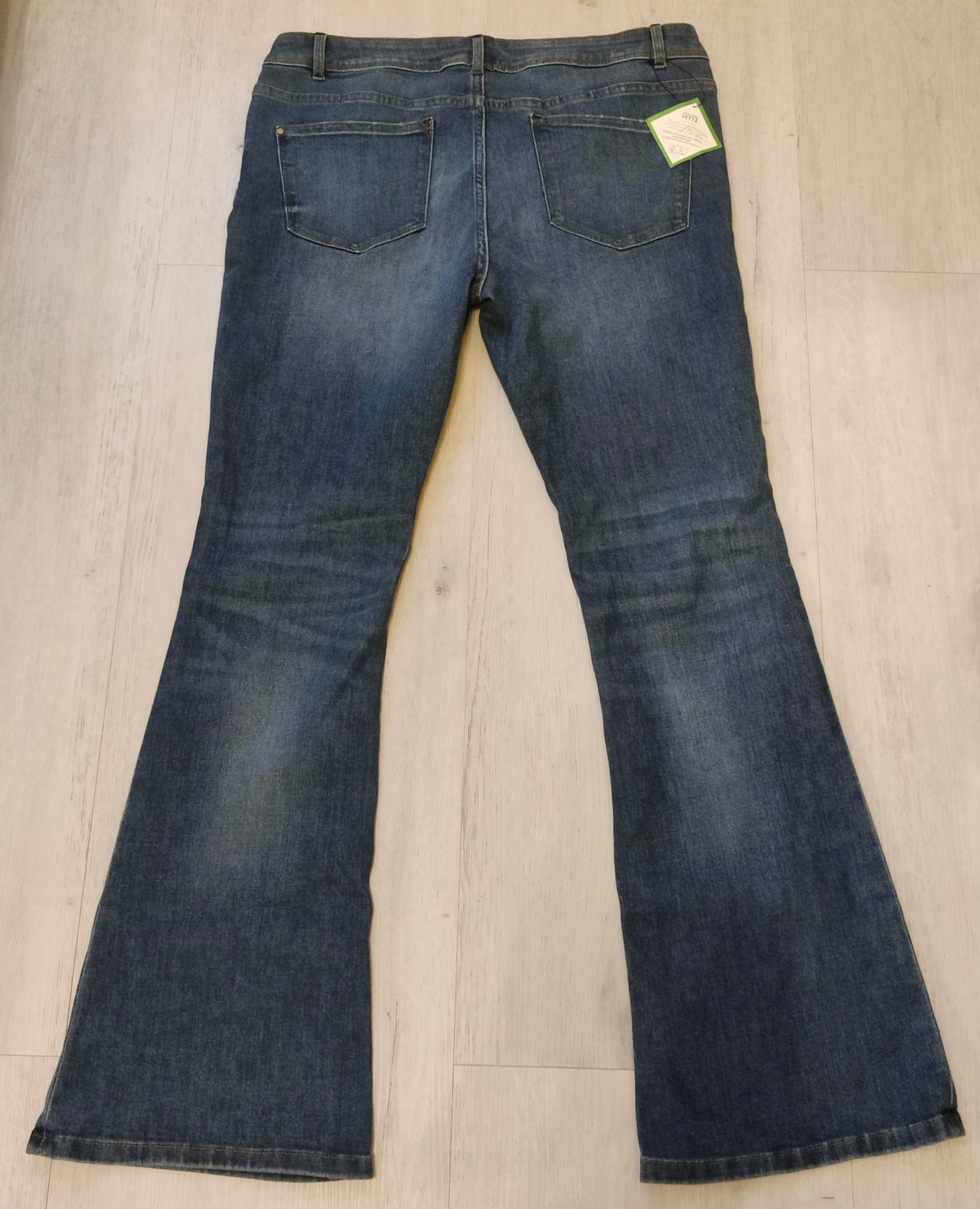 Tex leveälahje farkut 44