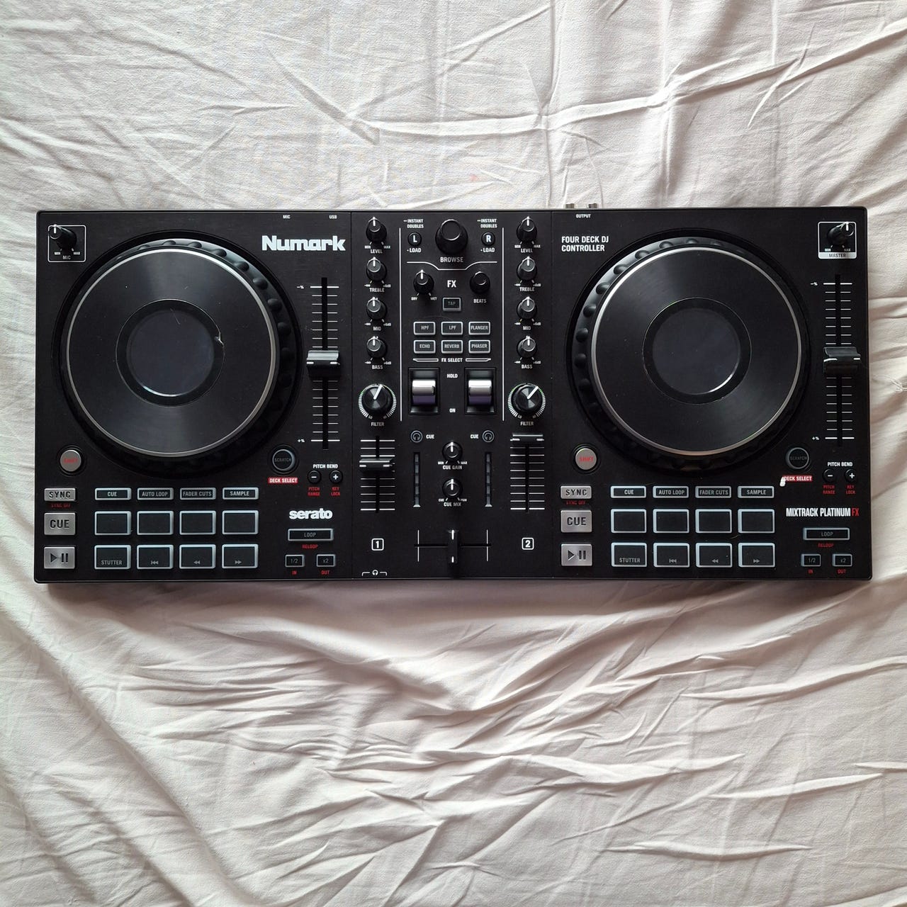 Numark MIXTRACK PLATINUM FX 美品 Numark Mixtrack Platinum FX – Thomann België
