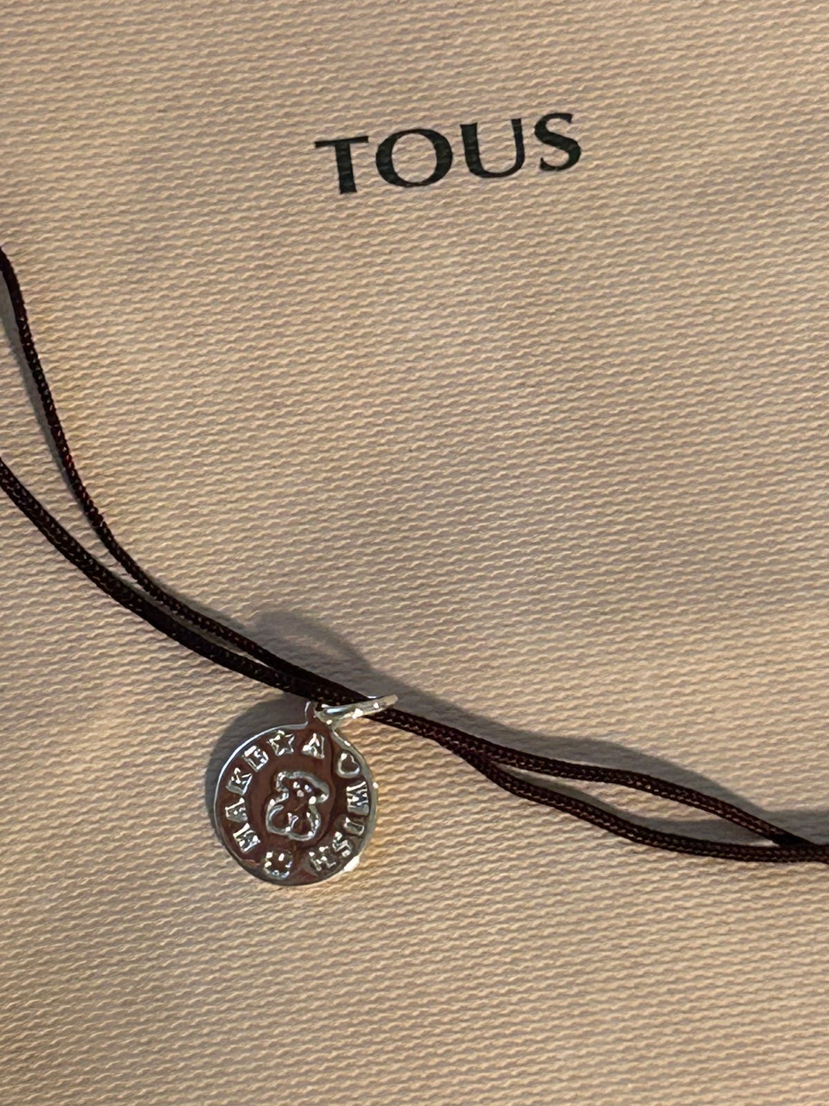 Kaulakoru Tous
