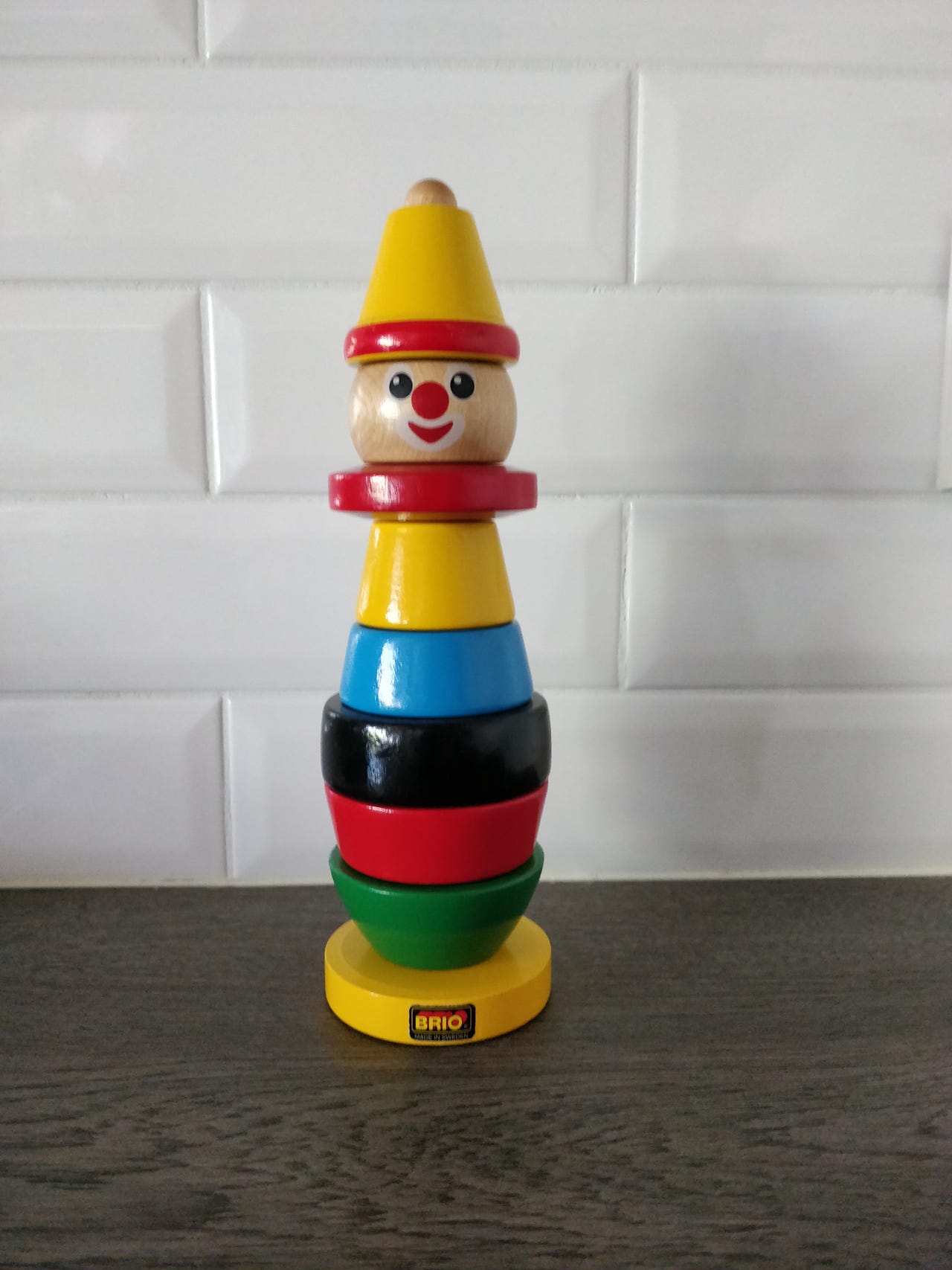 Brio pinottava klovni