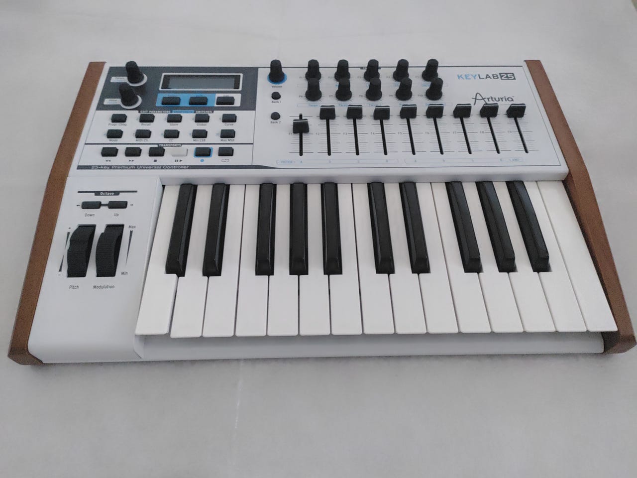Arturia KeyLab 25 MIDI-controller/keyboard | Tori