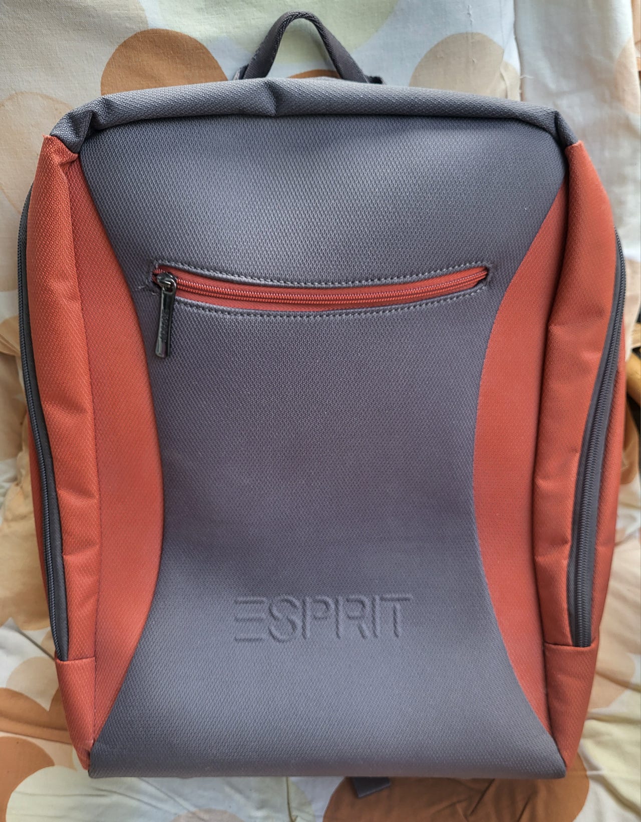 Esprit reppu