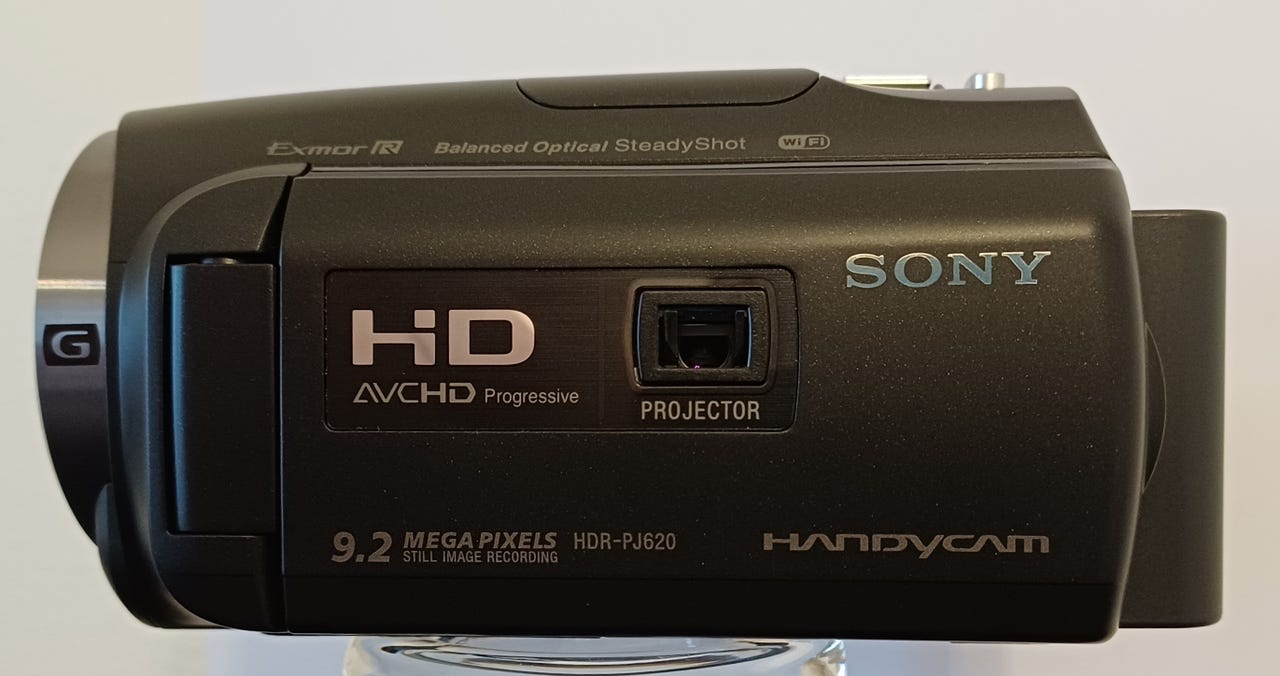 Sony HDR-PJ620 videokamera ja lisäakku Tori