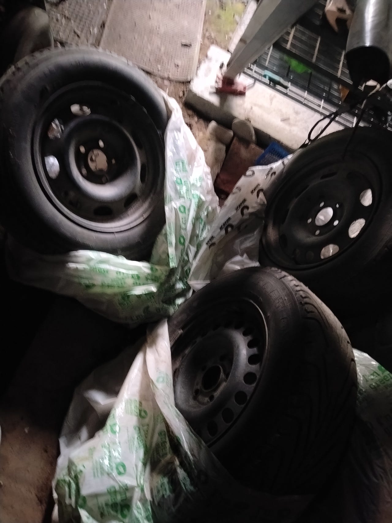 Saab/Opel 5x110 15 peltivanteet