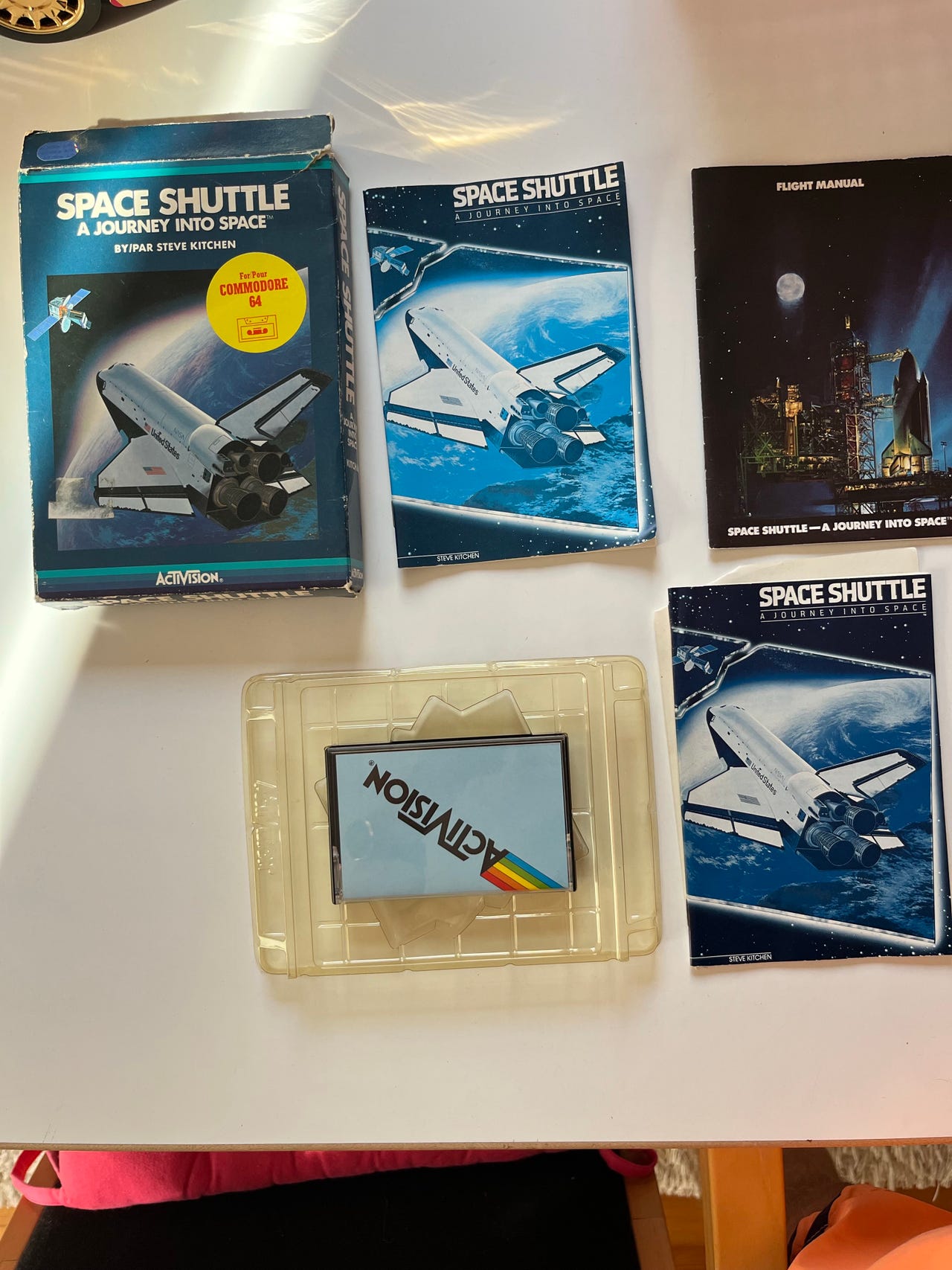 Commodore 64 peli / ohjelma space shuttle | Tori