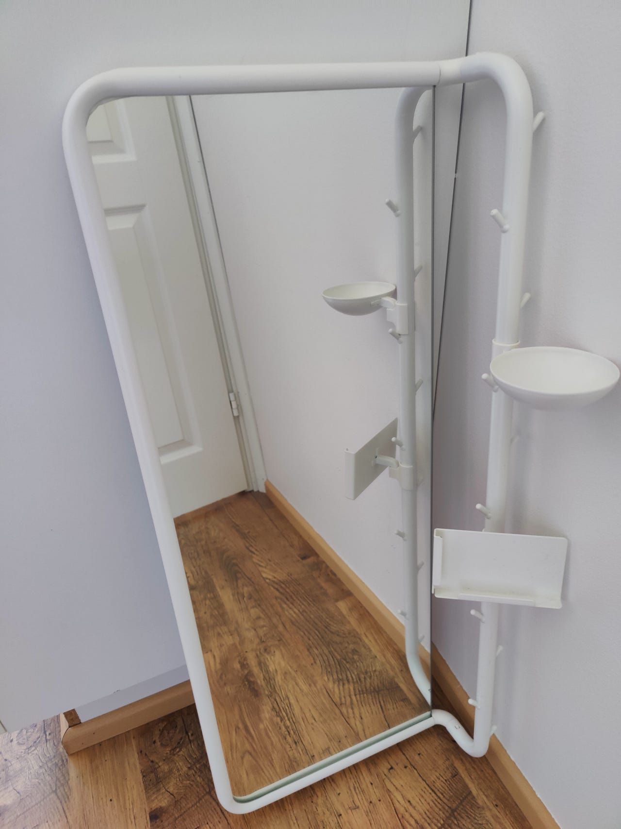 Peili Ikea