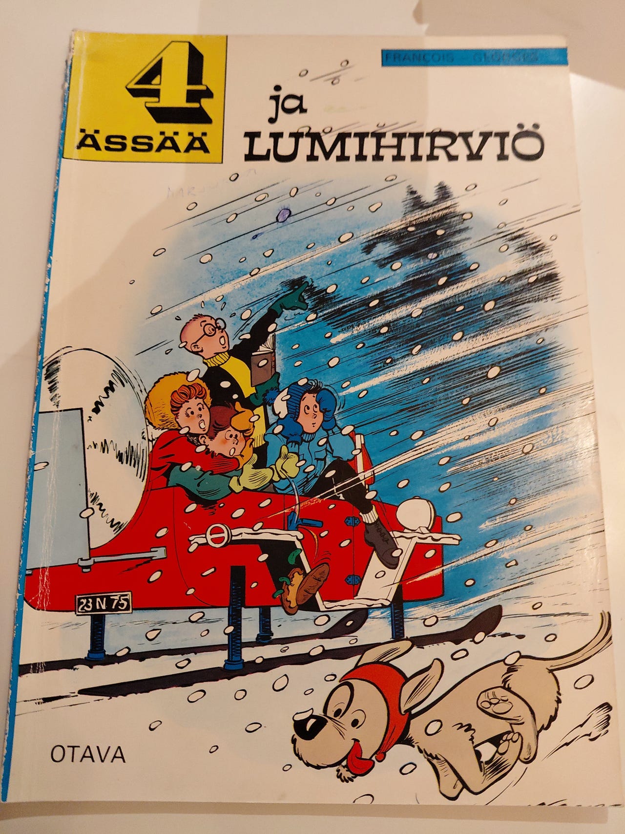 4 ÄSSÄÄ sarjis