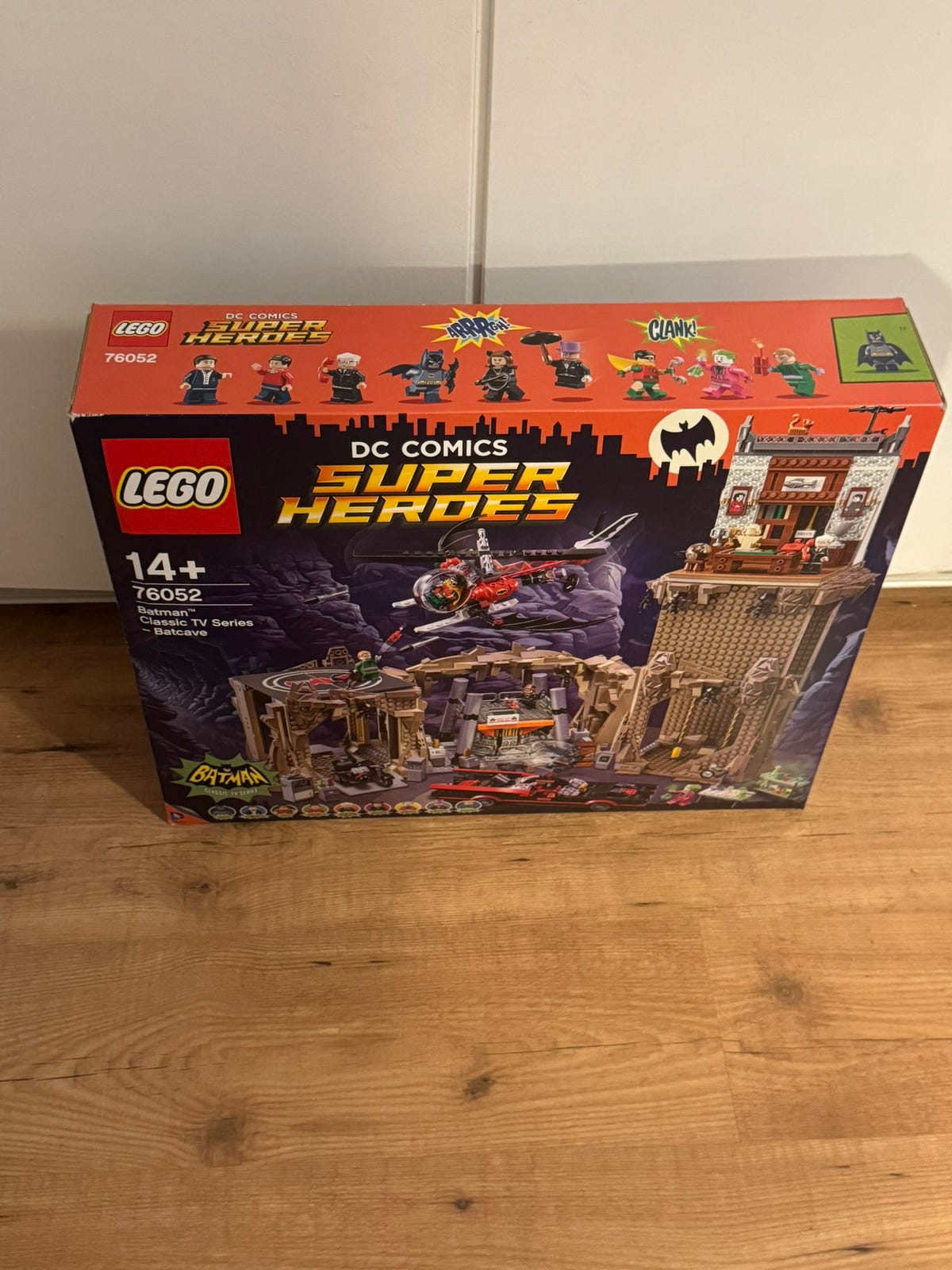 Lego Batman Classic TV Series Batcave 76052 (Harvinaisuus) Tori