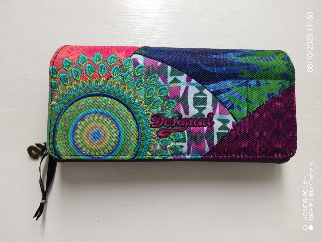 Desigual lompakko