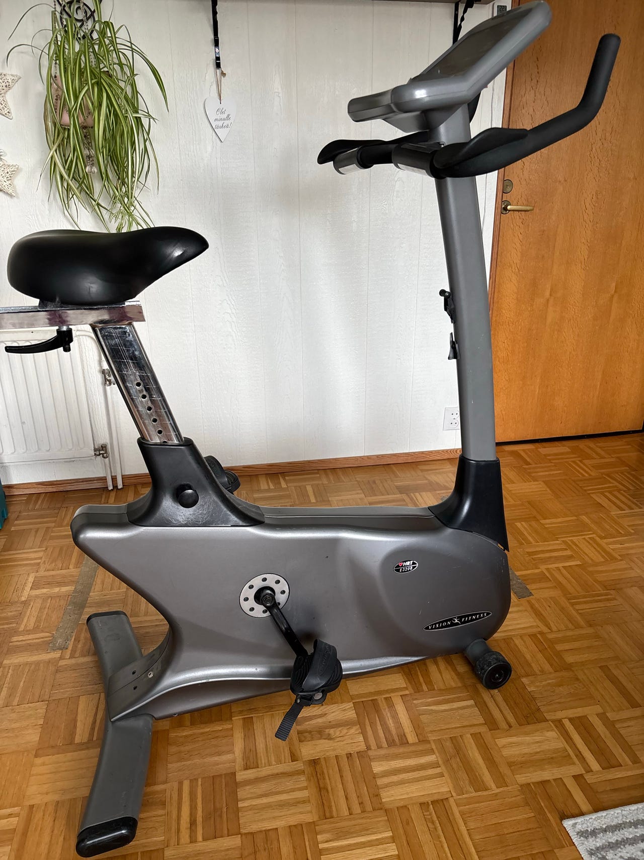 E3200 Hrt Vision Fitness E3200 Exercise Bike Vision Fitness E3200