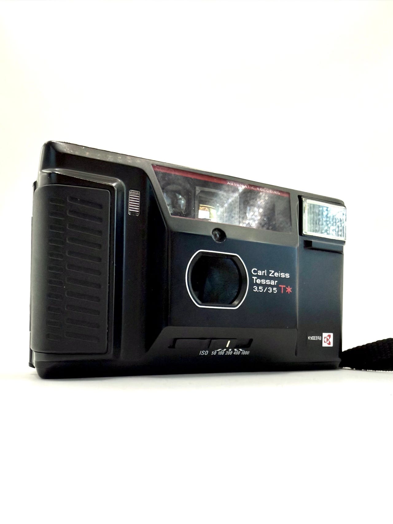 Yashica T AF – filmikamera Carl Zeiss Tessar -optiikalla | Tori