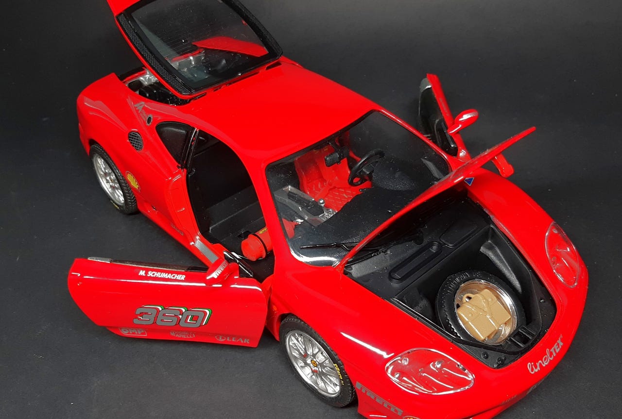 Burago Ferrari 360 Modena 1:18 | Tori