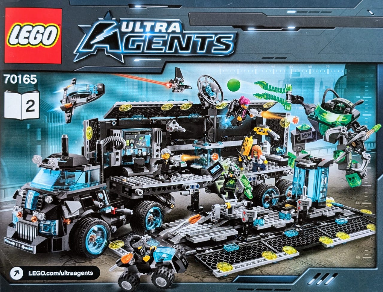 LEGO 70165 Ultra Agents Mission HQ Tori