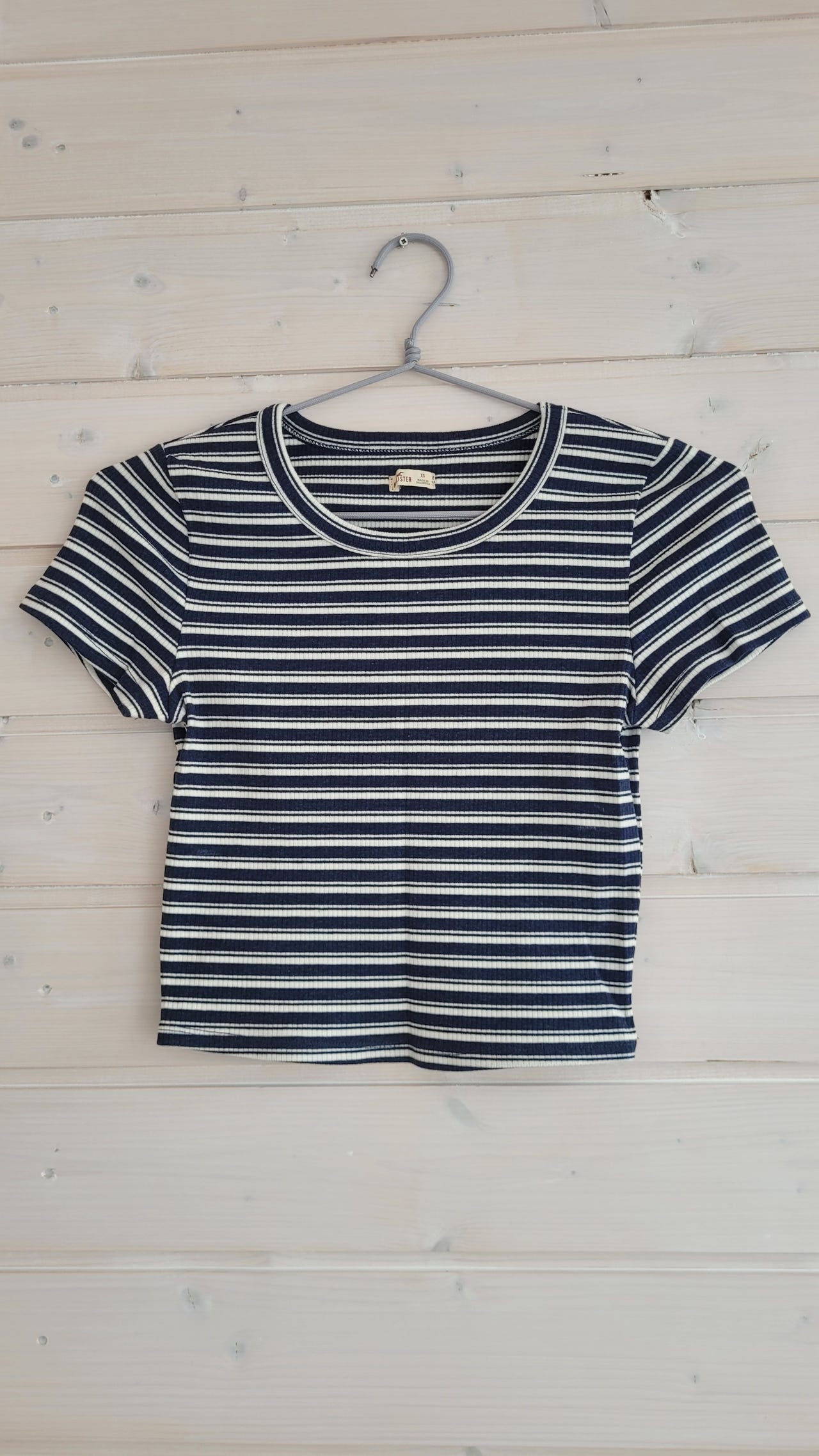 Hollister t-paita