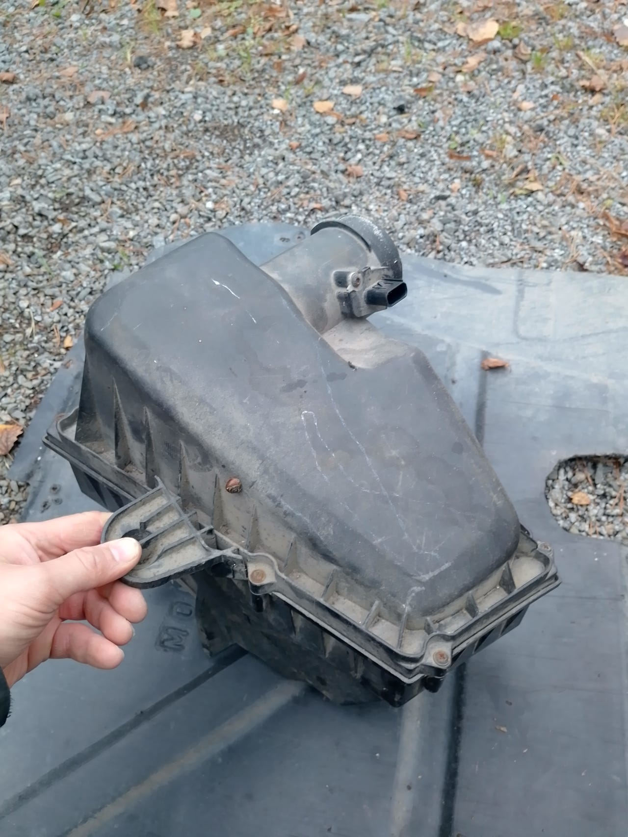 Mondeo mk4 TDCI ilmansuodatinkotelo