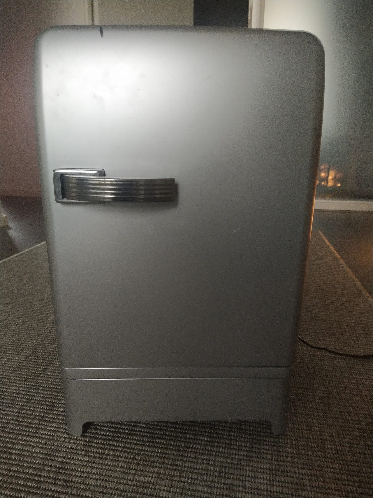 Jääkaappi mini 240 V 12 V Tori