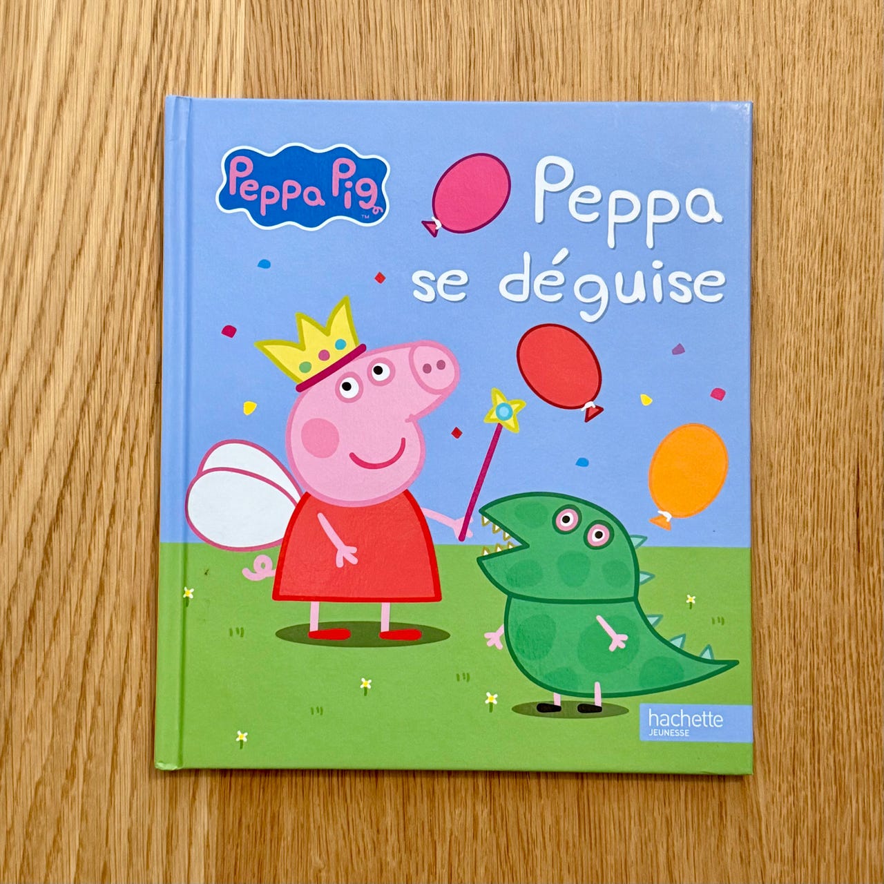 Peppa se déguise - ranskankielinen Pipsa Possu kirja