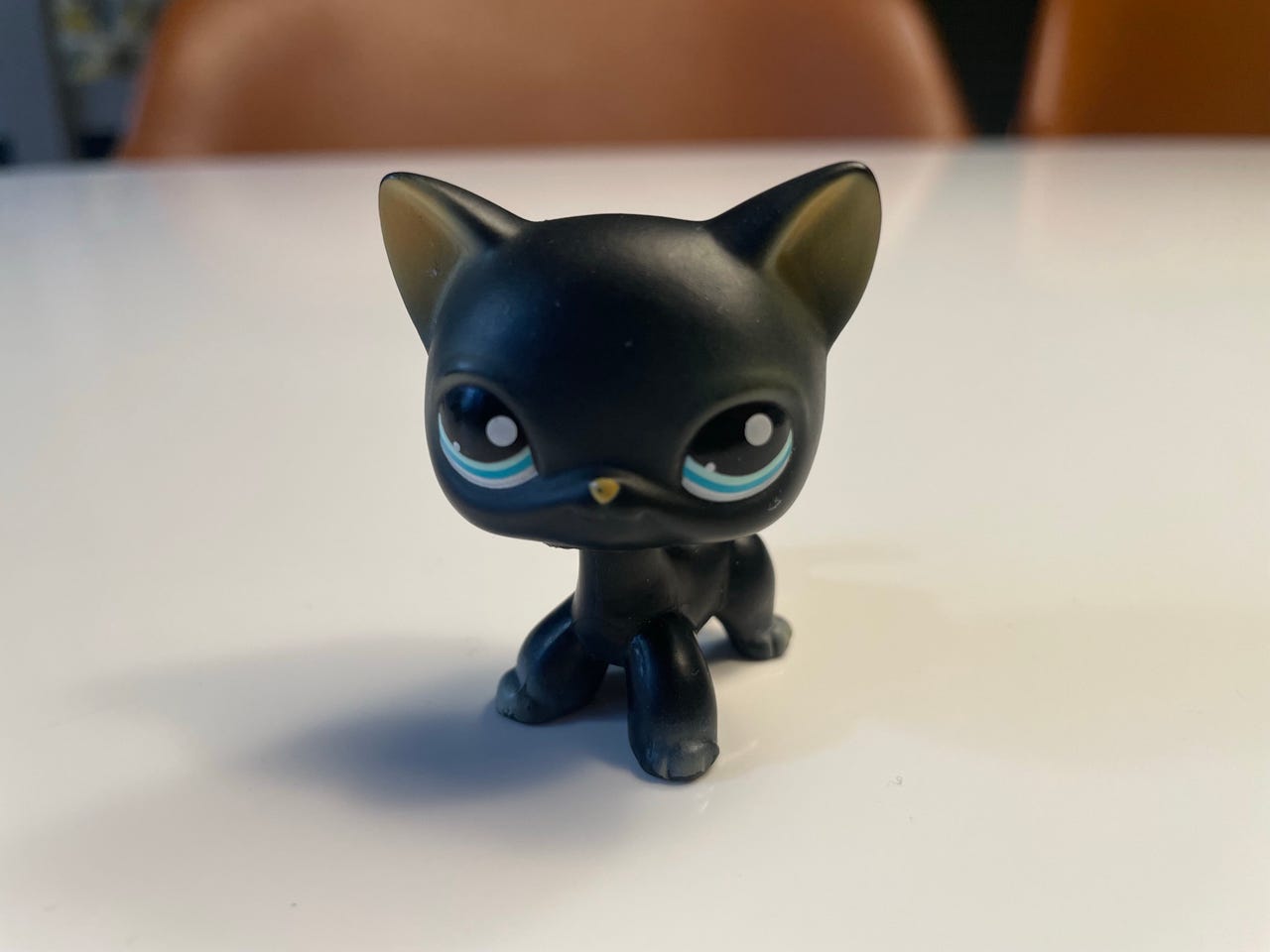 Littlest Pet Shop LPS #994 – Chat Shorthair Yeux Bleus/Noirs – Authentique – Occasion