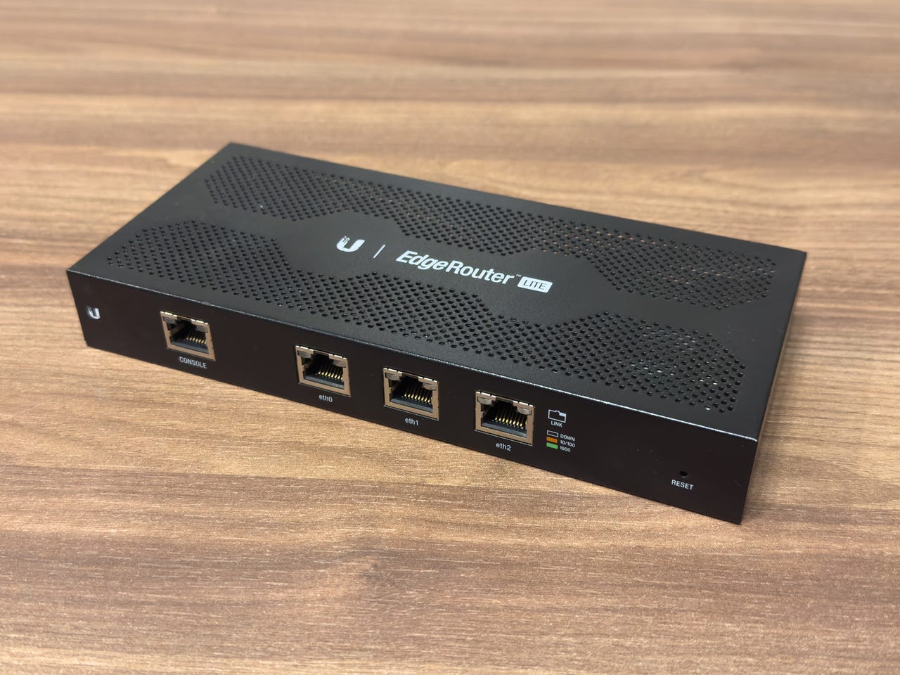 Ubiquiti EdgeRouter Lite – 3-porttinen reititin | Tori