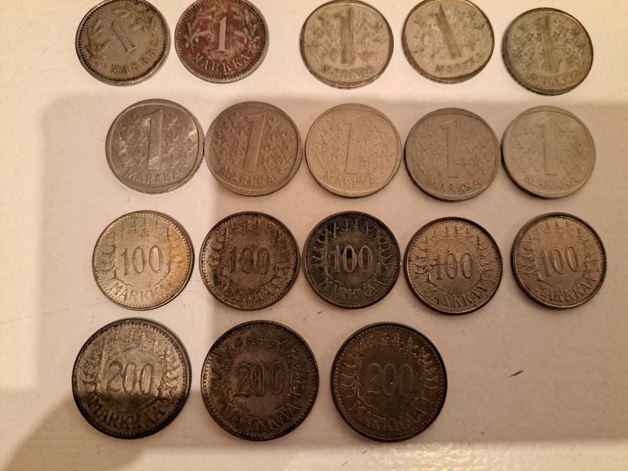 Rahakokoelma v. 1921-1976 - 18 kolikkoa
