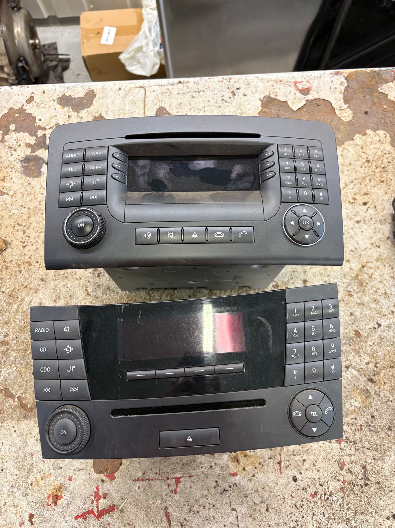 W211 Radio