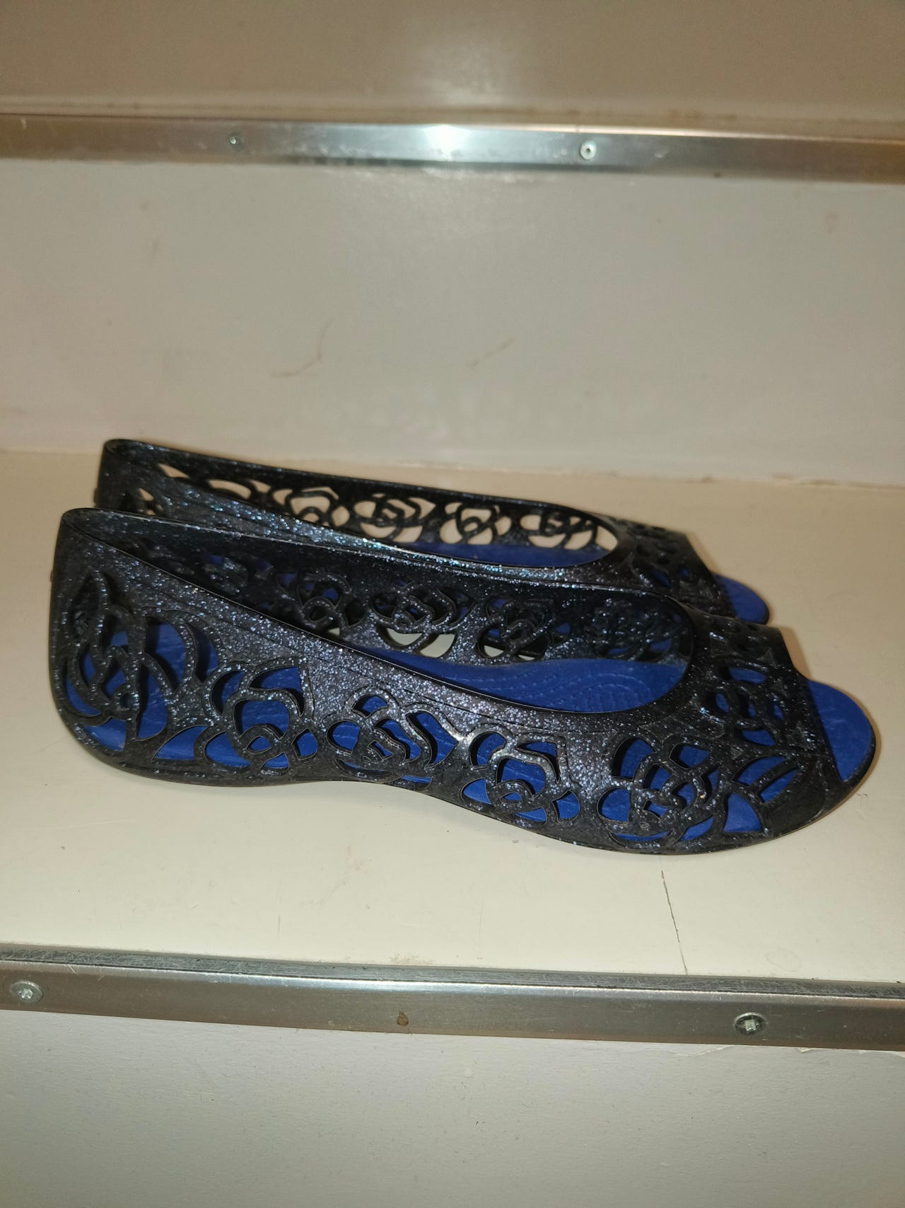 CROCS aito PITSI kengät