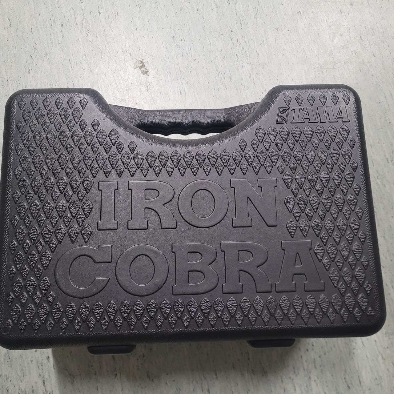 Käyttämätön Taman Iron Cobrien Hardcase