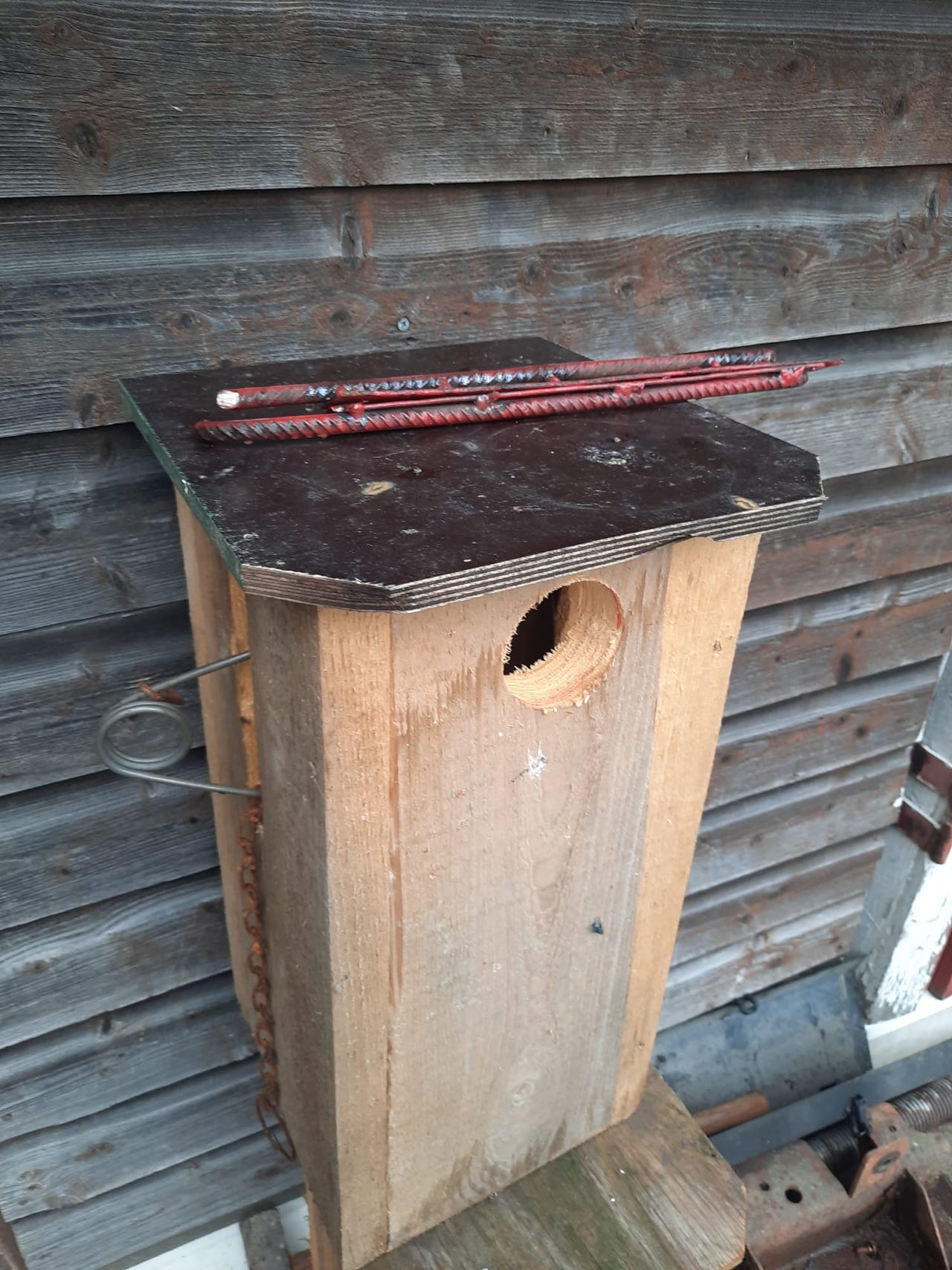 Näädän/minkin raudat