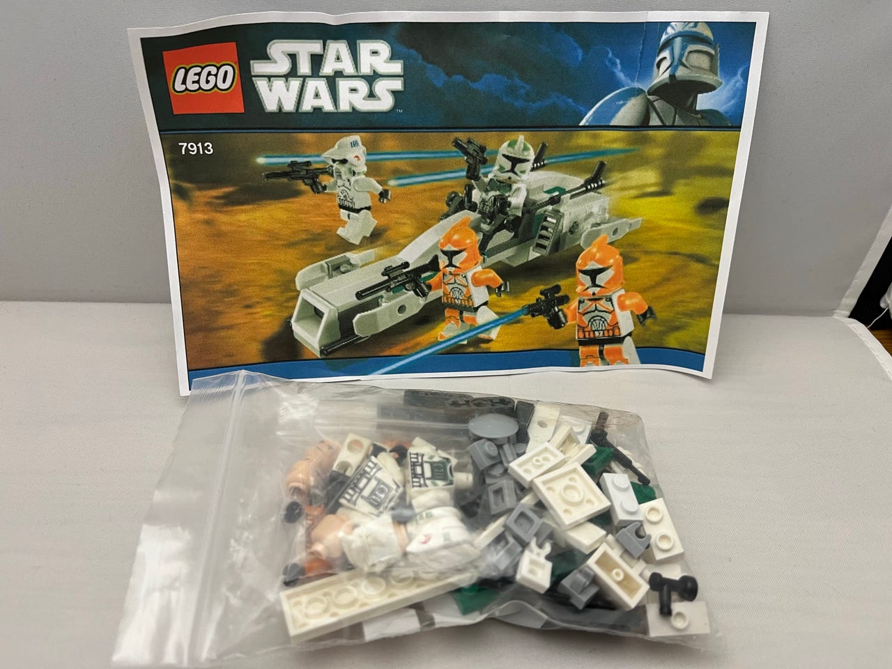 LEGO Star Wars 7913 Clone Trooper Battle Pack Tori
