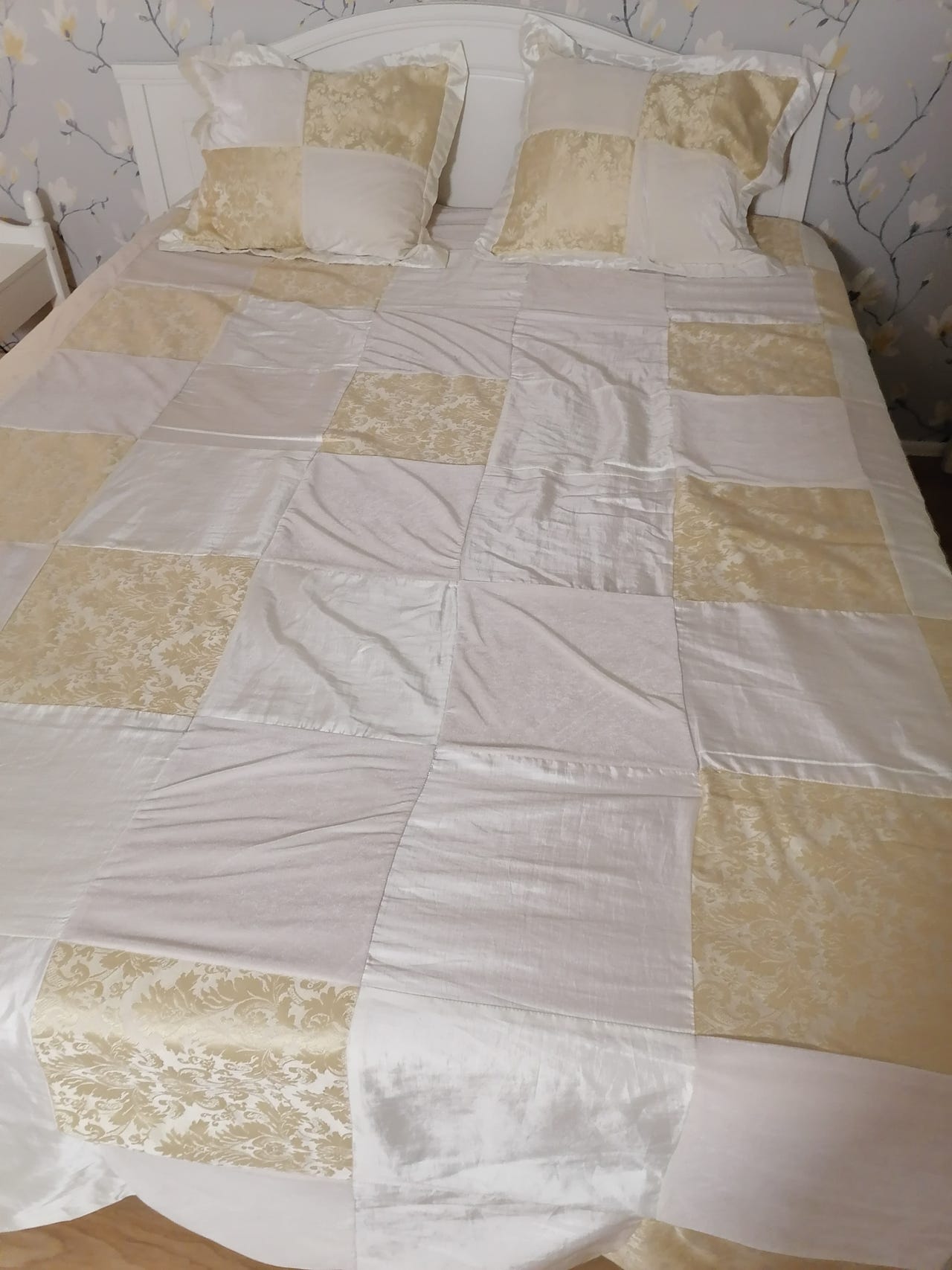 Päiväpeitto ja tyynynpäälliset patchwork-kuvio beige valkoinen