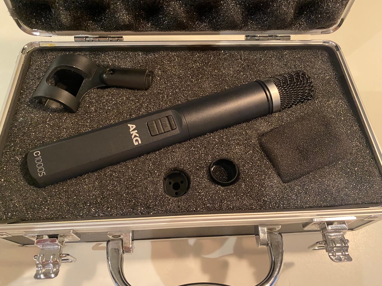 AKG C1000 S Kondensaattorimikrofoni