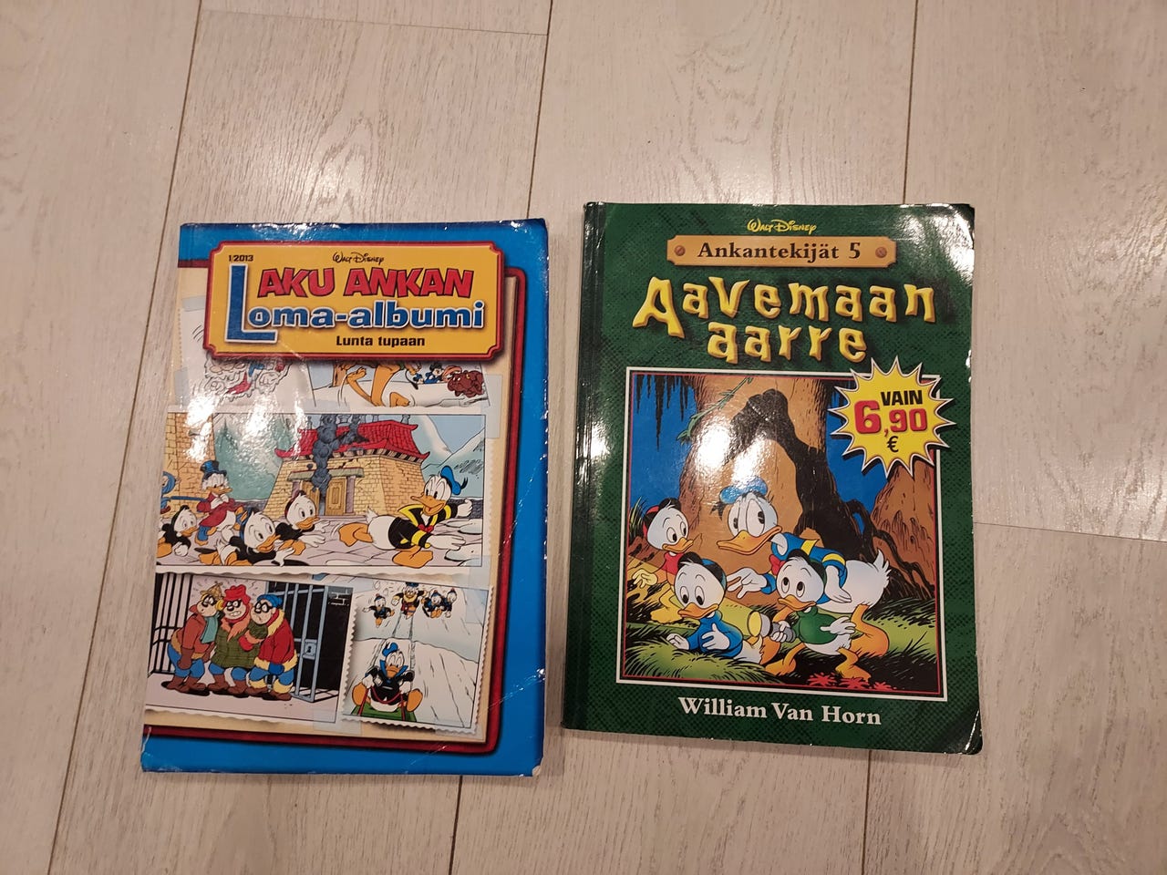 Aku ankka Ankantekijät 5 ja Loma-albumi Lunta tupaan