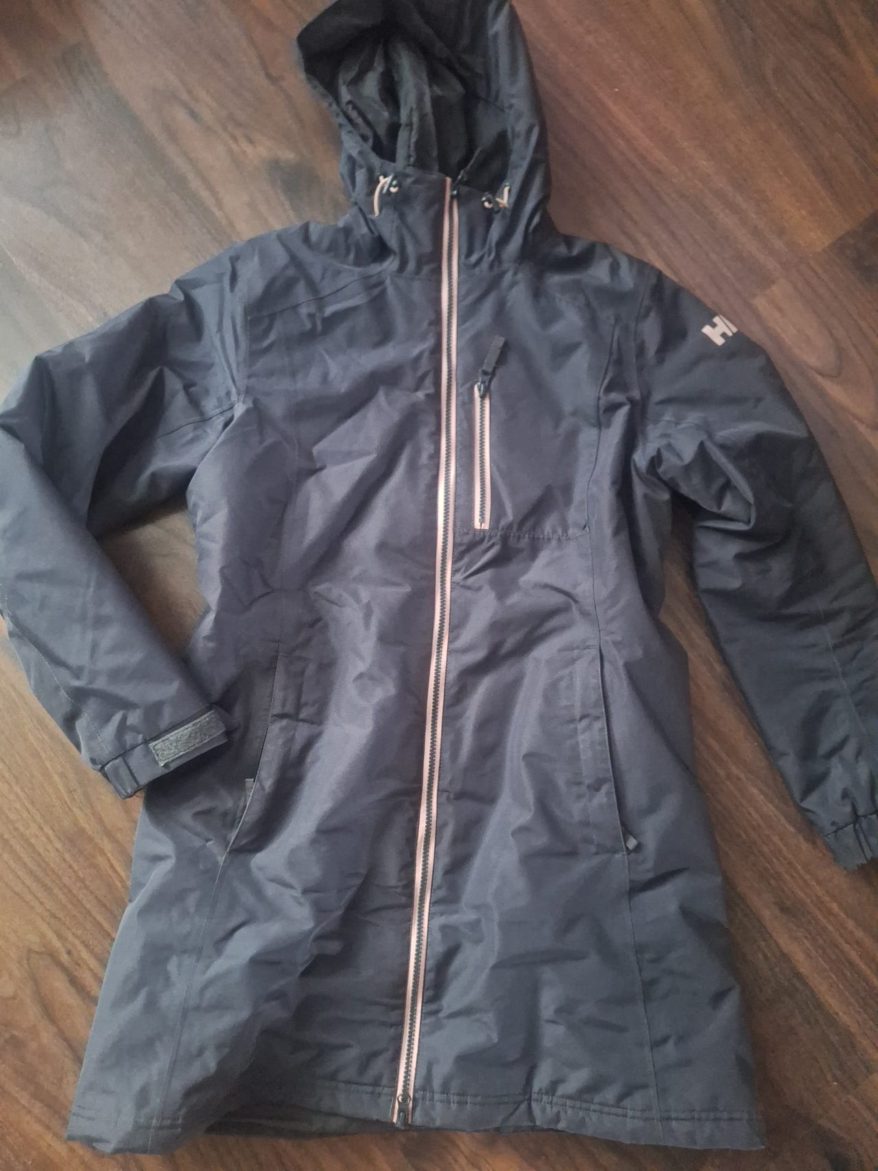 Myydään Helly hansen takki