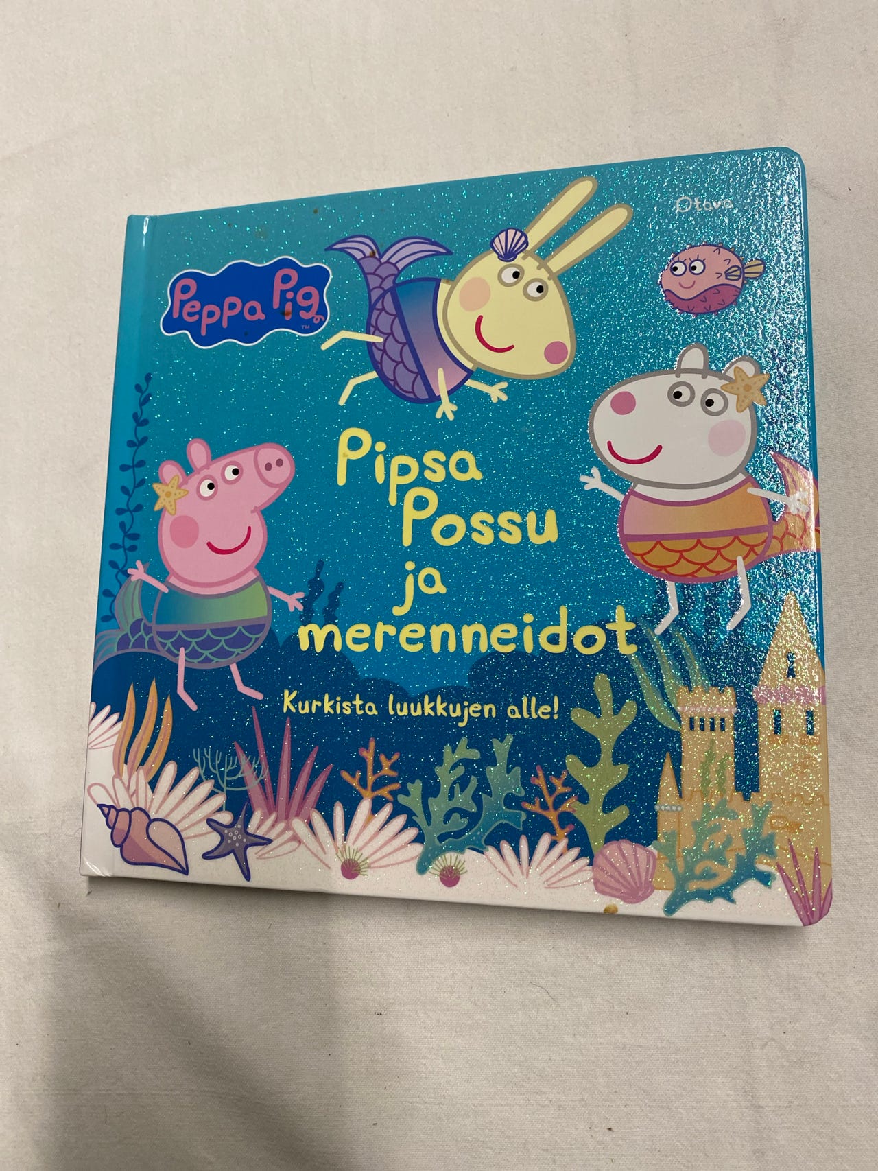 Pipsa Possu ja merenneidot Lastenkirja