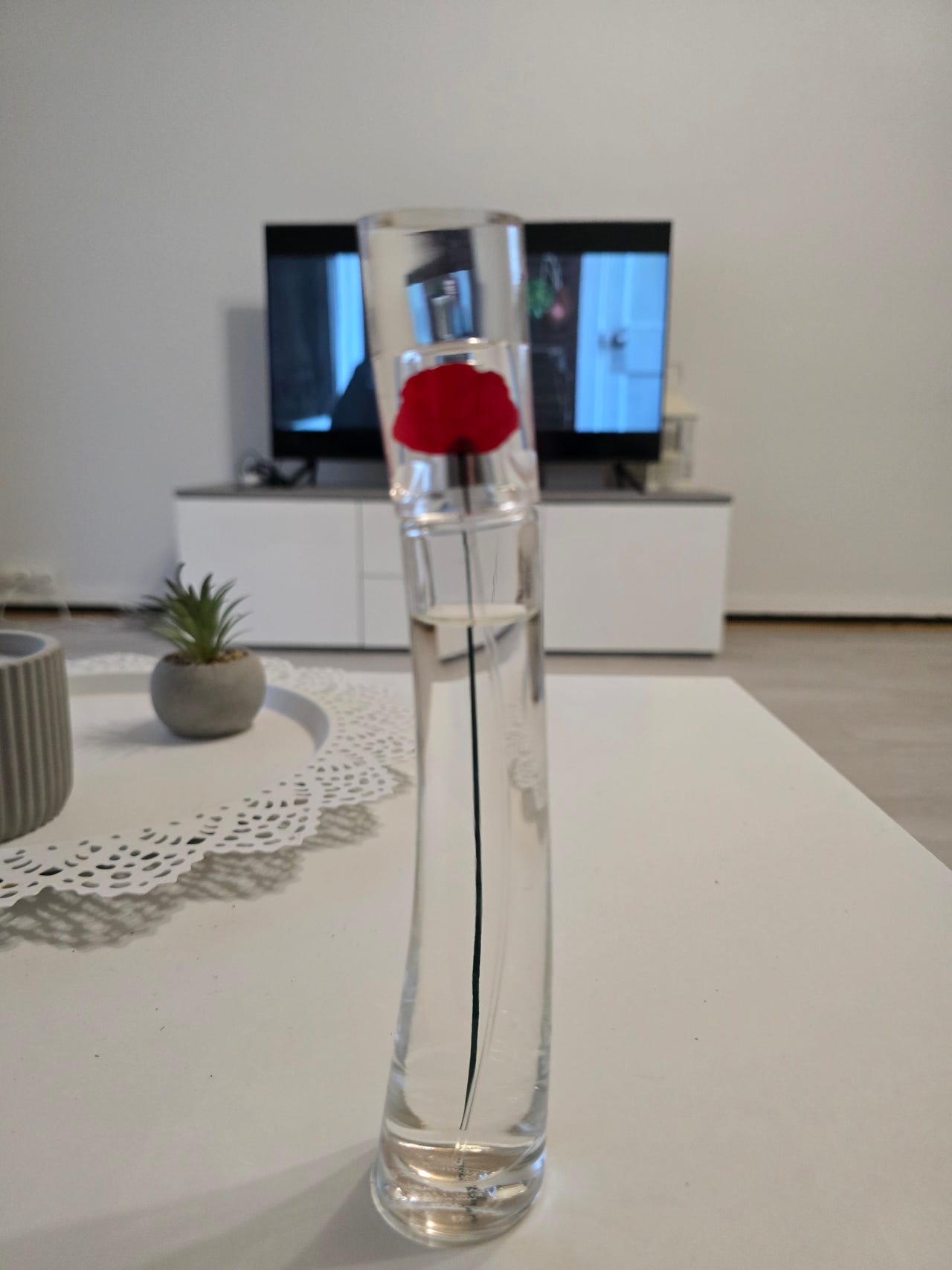 Kenzo

Flower By Kenzo EdP -tuoksu 50 ml