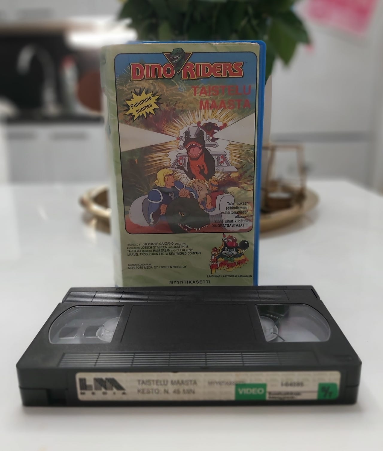 Dino Riders VHS-video