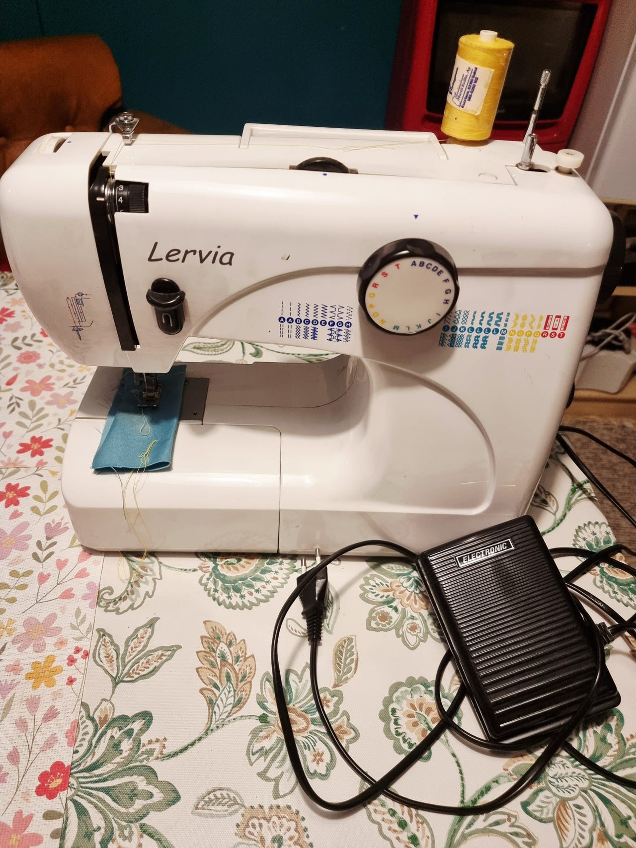 Ompelukone Lervi