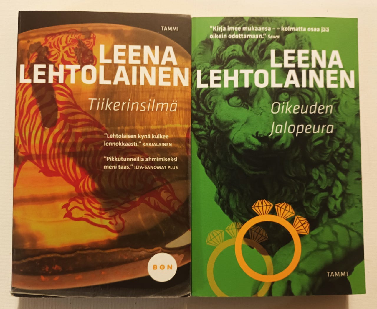 Leena Lehtolainen: Oikeuden Jalopeura ja Tiikerinsilmä